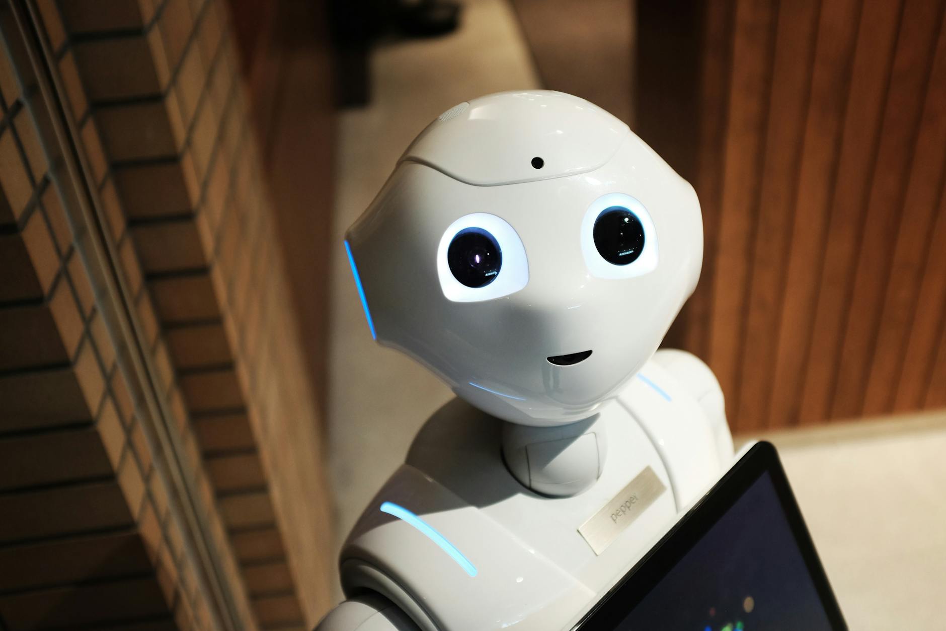 Yapay Zeka ve Robotik Teknolojilerde Hukuki Sorumluluklar